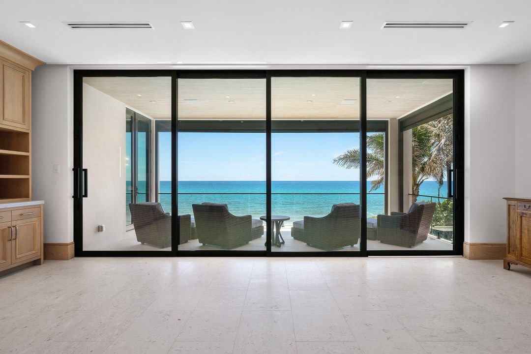 На продажу: $85,000,000 (8 спален, 10 ванн, 19023 Квадратных фут)