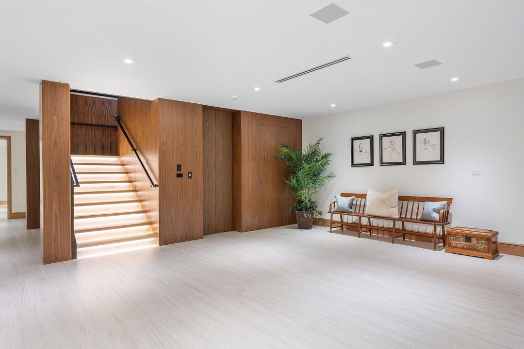 На продажу: $85,000,000 (8 спален, 10 ванн, 19023 Квадратных фут)