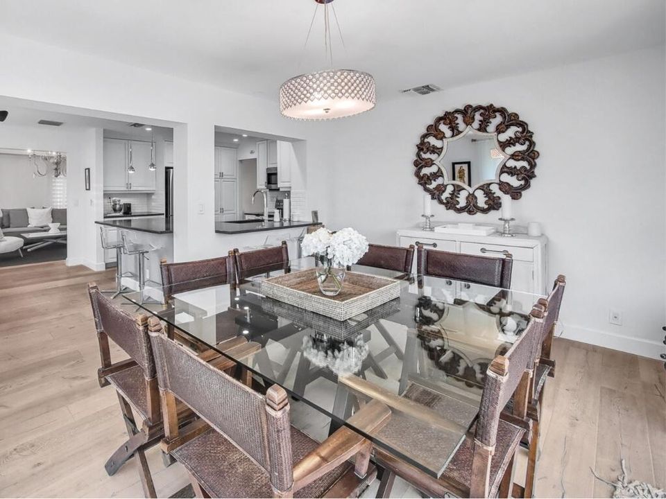 Active With Contract: $765,000 (2 beds, 2 baths, 1841 Square Feet)