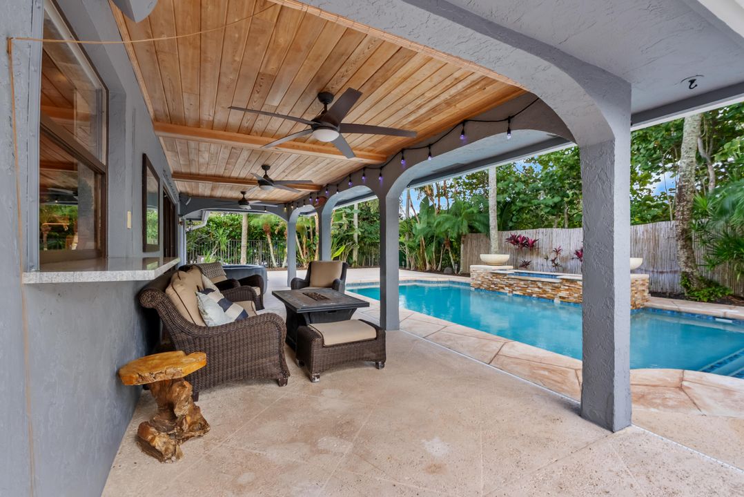 For Sale: $930,000 (3 beds, 2 baths, 1840 Square Feet)