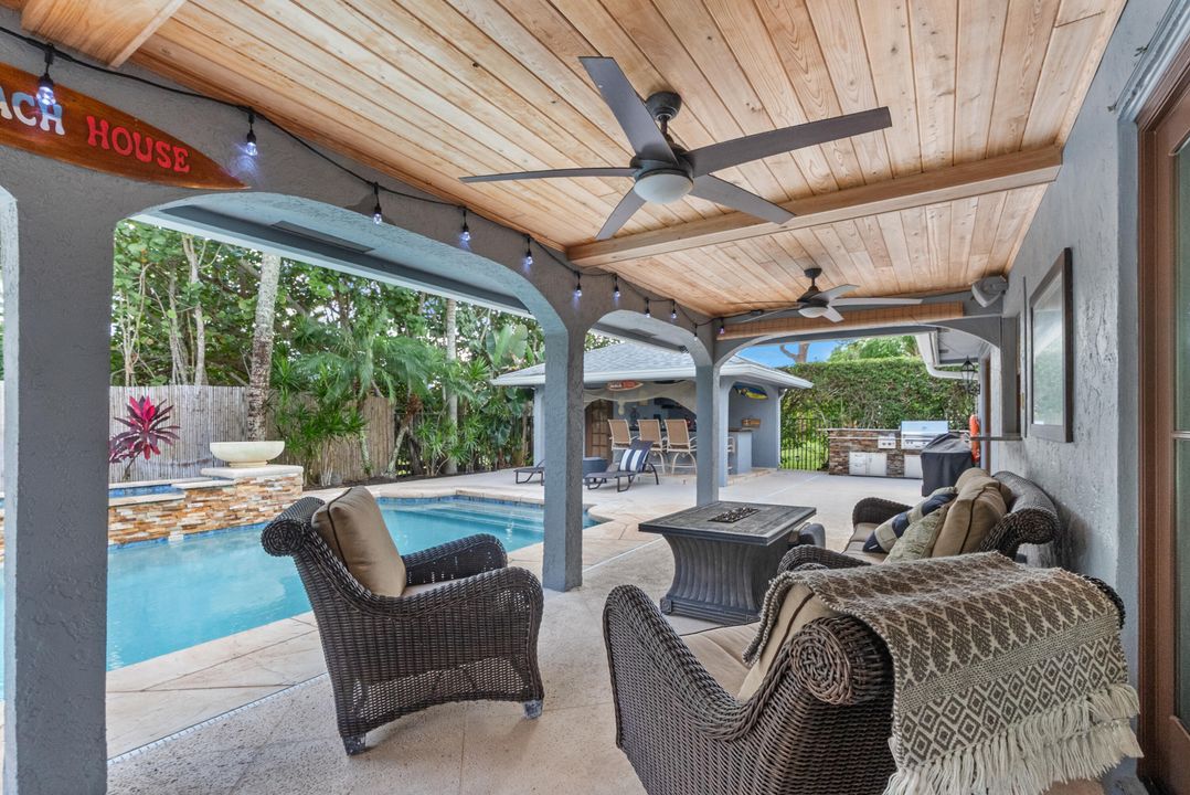 For Sale: $930,000 (3 beds, 2 baths, 1840 Square Feet)