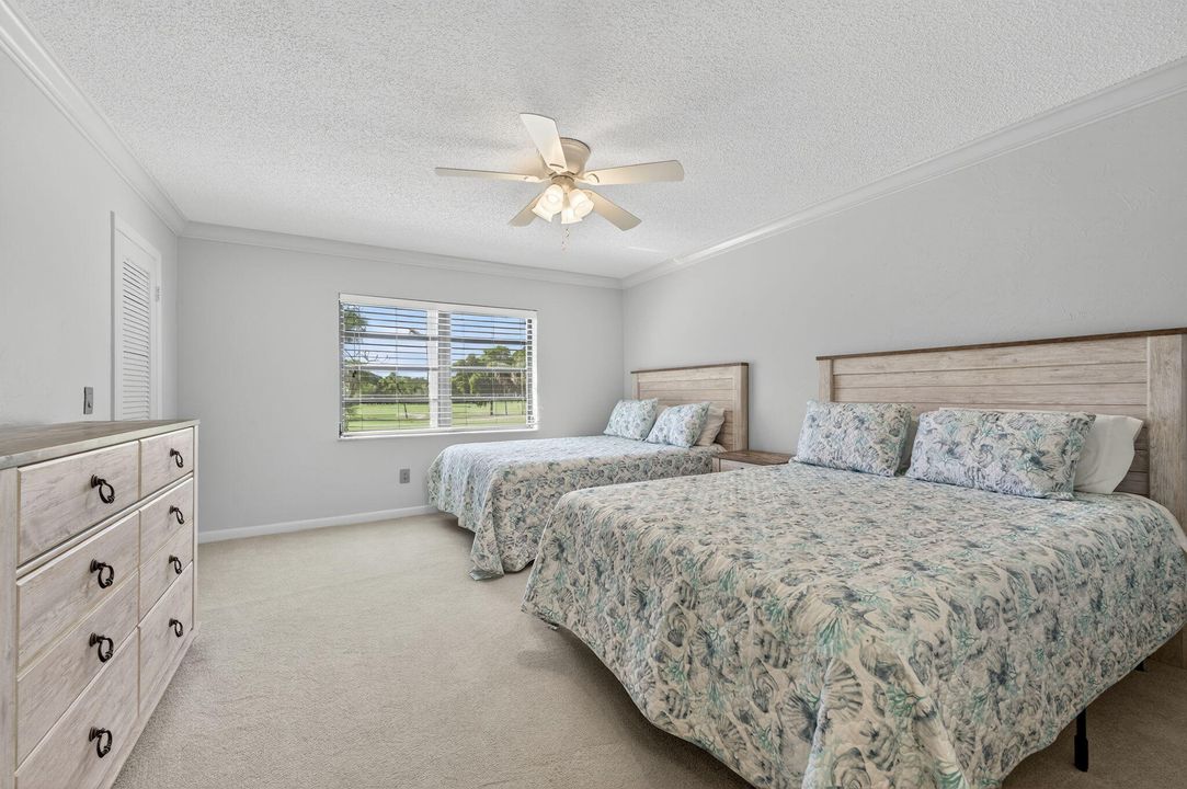 For Sale: $319,995 (2 beds, 2 baths, 1470 Square Feet)