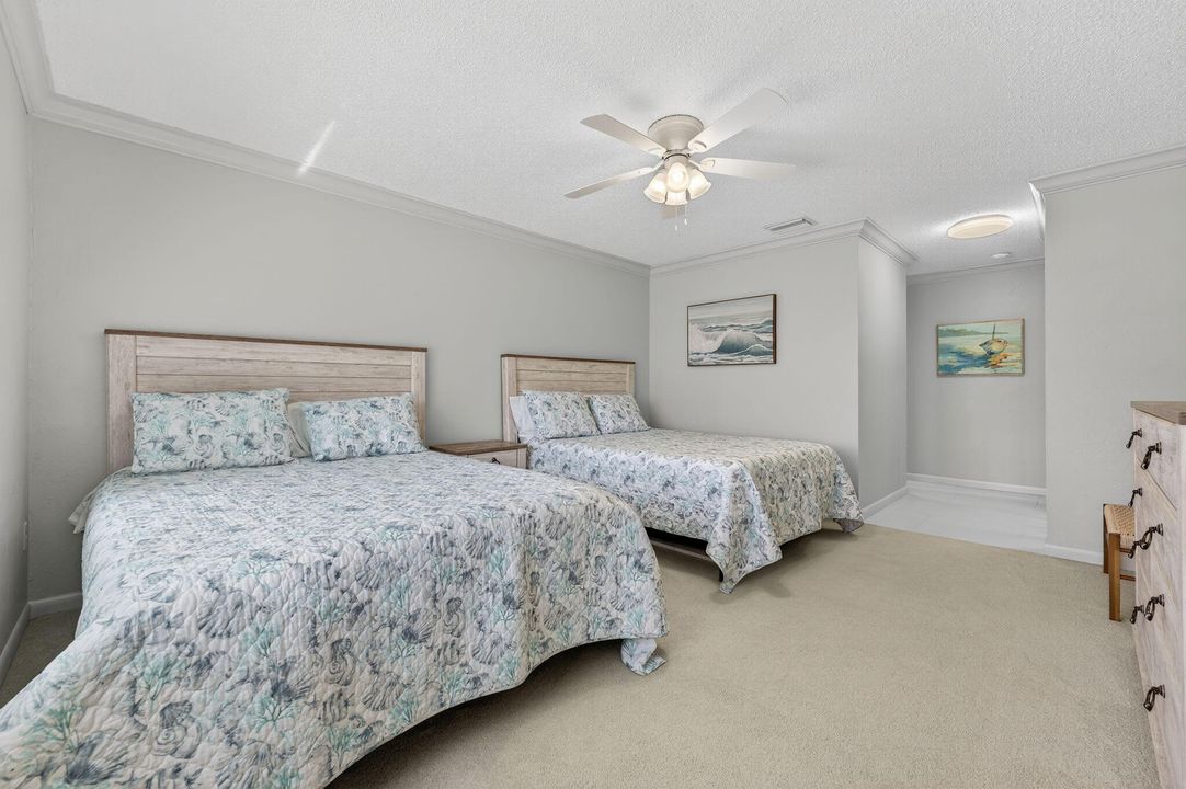 For Sale: $319,995 (2 beds, 2 baths, 1470 Square Feet)