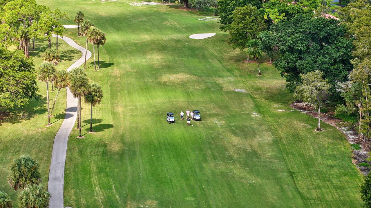 For Sale: $319,995 (2 beds, 2 baths, 1470 Square Feet)