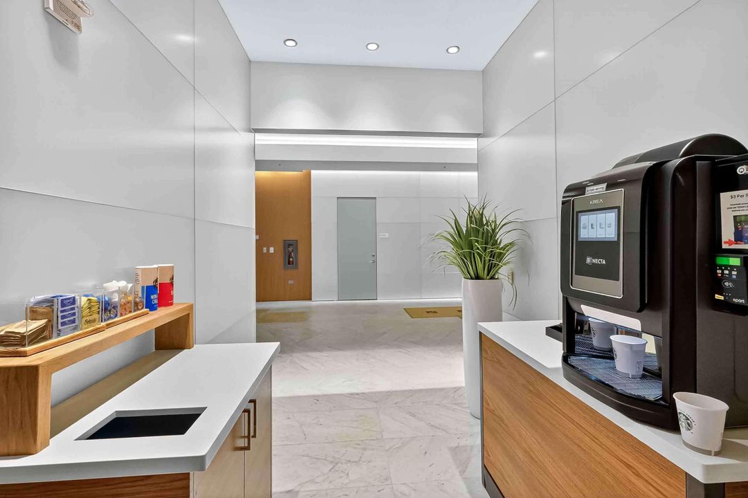 For Rent: $6,300 (2 beds, 2 baths, 1281 Square Feet)