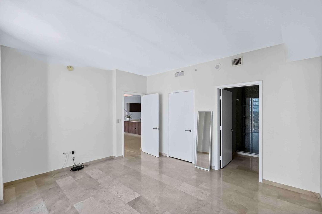 For Rent: $6,300 (2 beds, 2 baths, 1281 Square Feet)