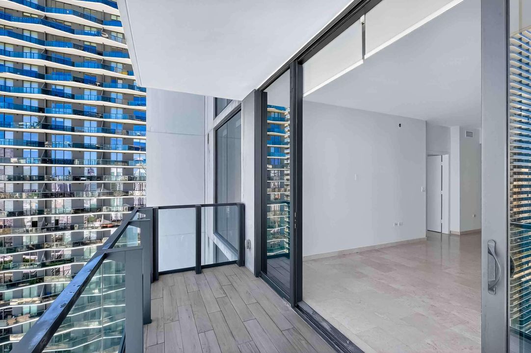 For Rent: $6,300 (2 beds, 2 baths, 1281 Square Feet)