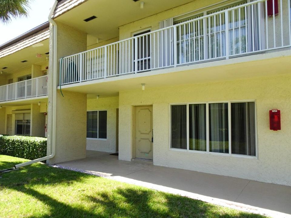 For Sale: $75,000 (1 beds, 1 baths, 629 Square Feet)