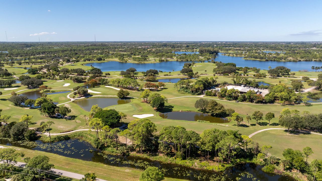 合同活跃: $460,000 (3 贝兹, 2 浴室, 1487 平方英尺)