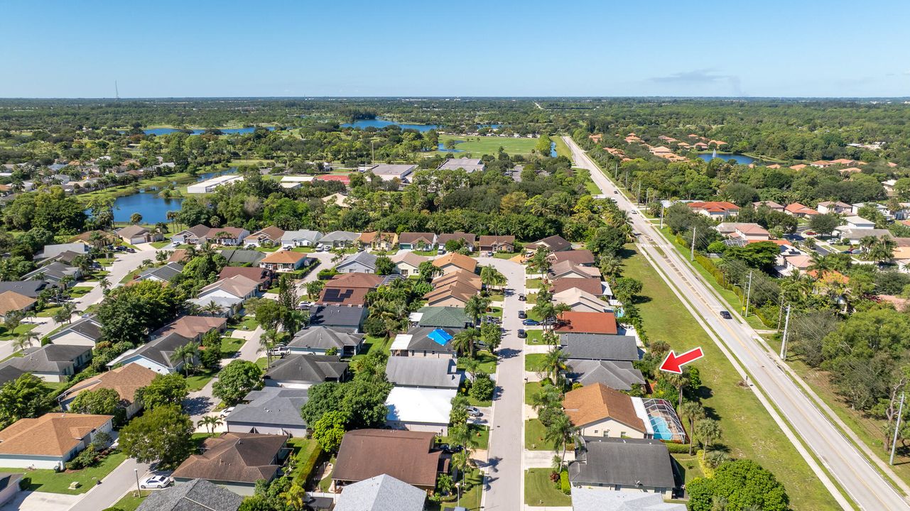 合同活跃: $460,000 (3 贝兹, 2 浴室, 1487 平方英尺)