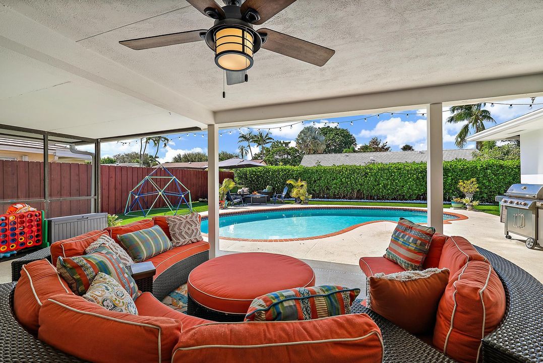 For Sale: $859,500 (3 beds, 2 baths, 2206 Square Feet)