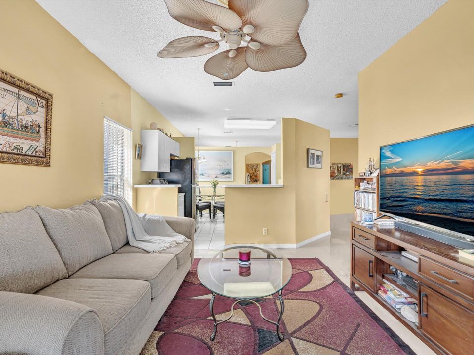 For Sale: $472,900 (3 beds, 2 baths, 1509 Square Feet)