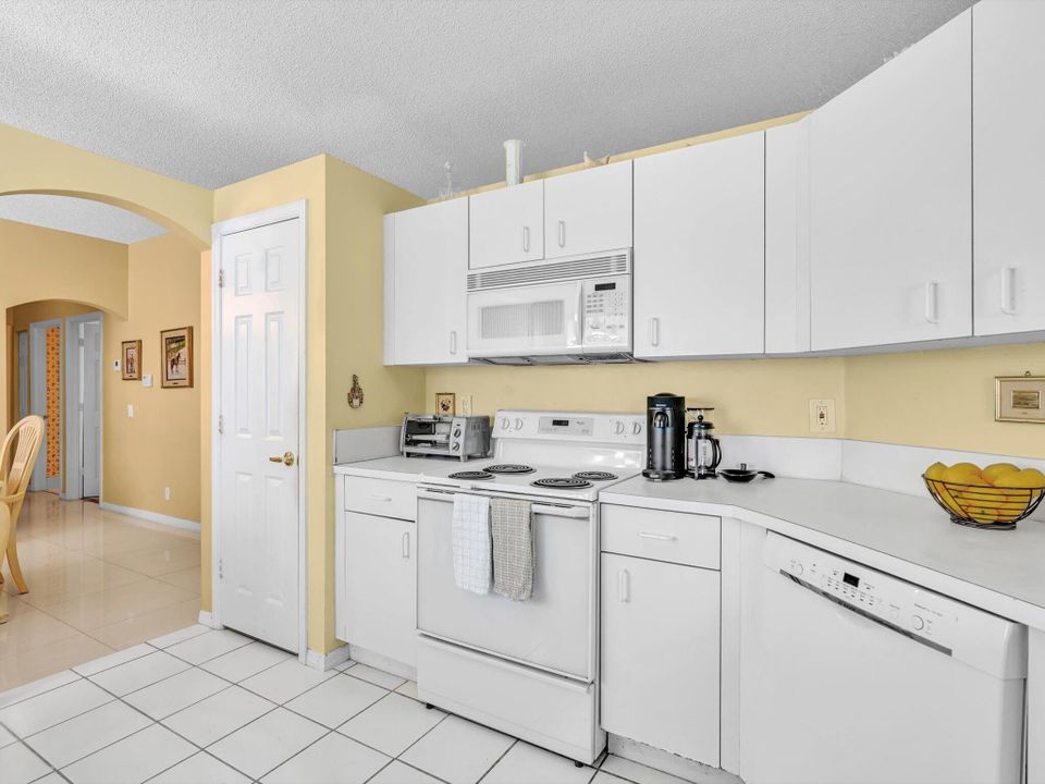 For Sale: $472,900 (3 beds, 2 baths, 1509 Square Feet)