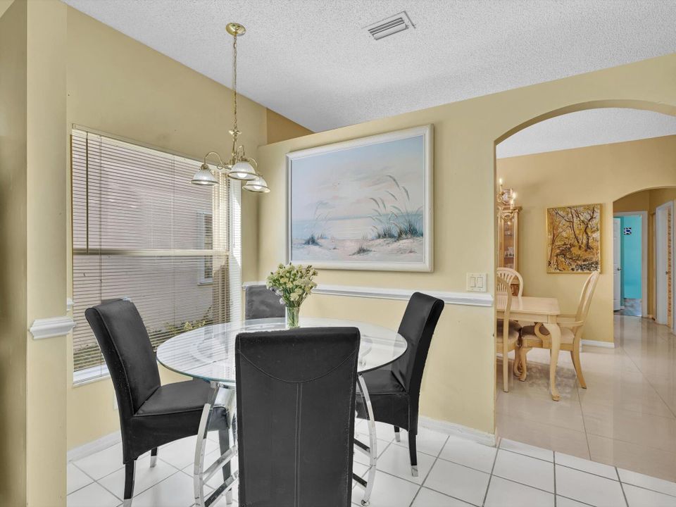 For Sale: $472,900 (3 beds, 2 baths, 1509 Square Feet)