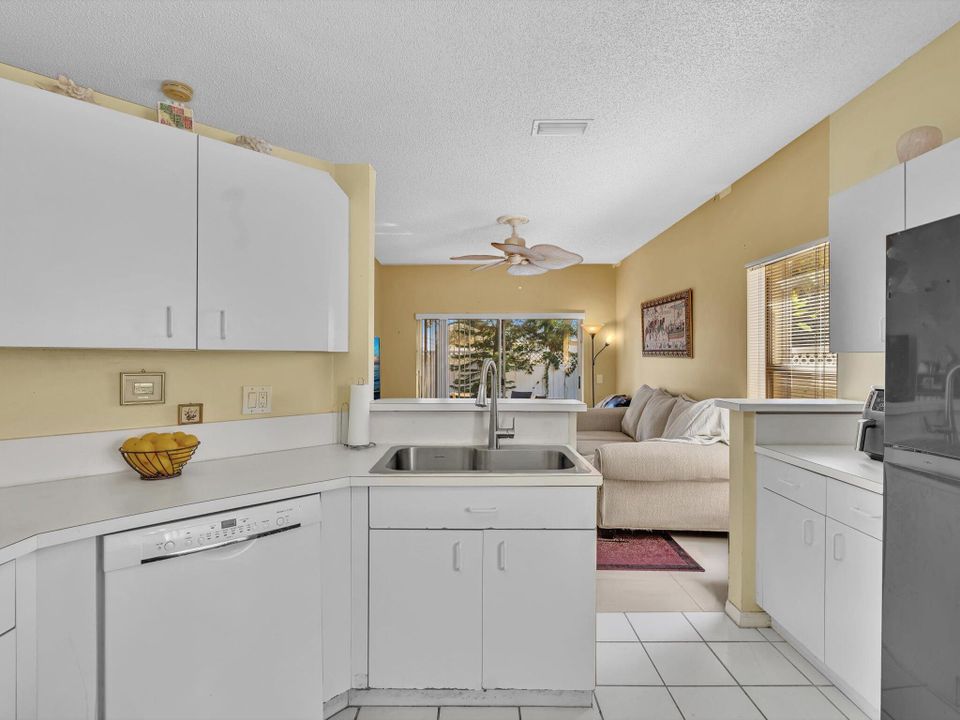 For Sale: $472,900 (3 beds, 2 baths, 1509 Square Feet)