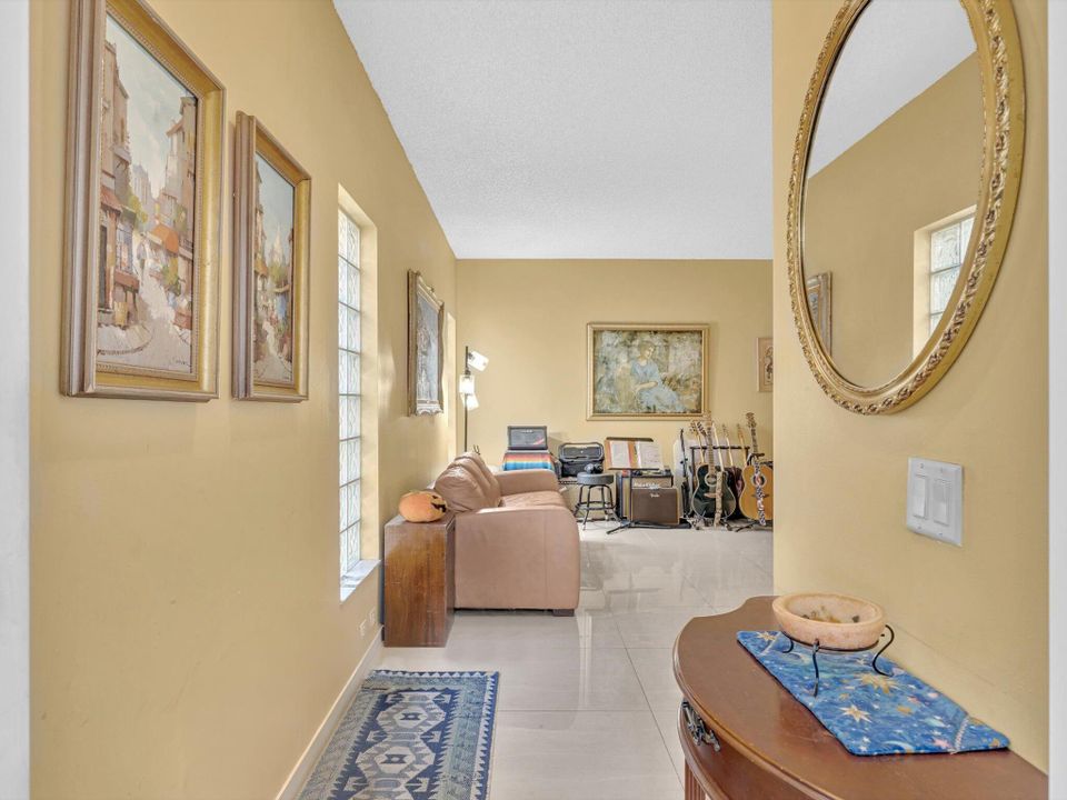 For Sale: $472,900 (3 beds, 2 baths, 1509 Square Feet)