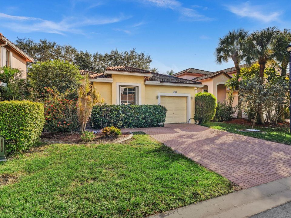 For Sale: $472,900 (3 beds, 2 baths, 1509 Square Feet)