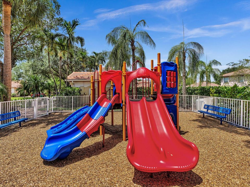 For Sale: $472,900 (3 beds, 2 baths, 1509 Square Feet)