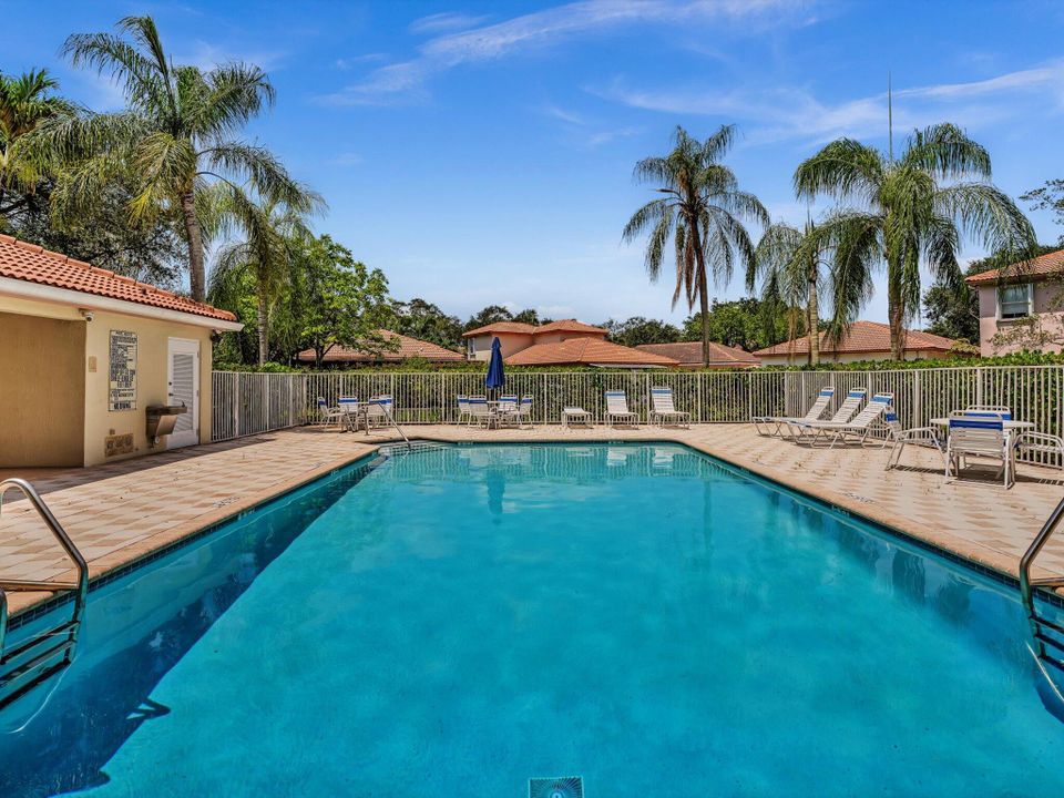 For Sale: $472,900 (3 beds, 2 baths, 1509 Square Feet)