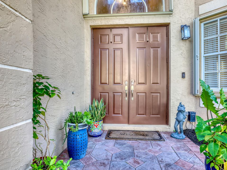 For Rent: $8,500 (5 beds, 3 baths, 3496 Square Feet)