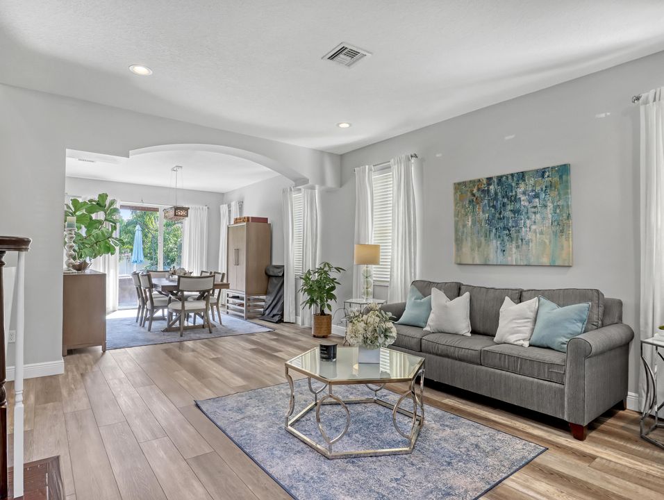 For Rent: $8,500 (5 beds, 3 baths, 3496 Square Feet)