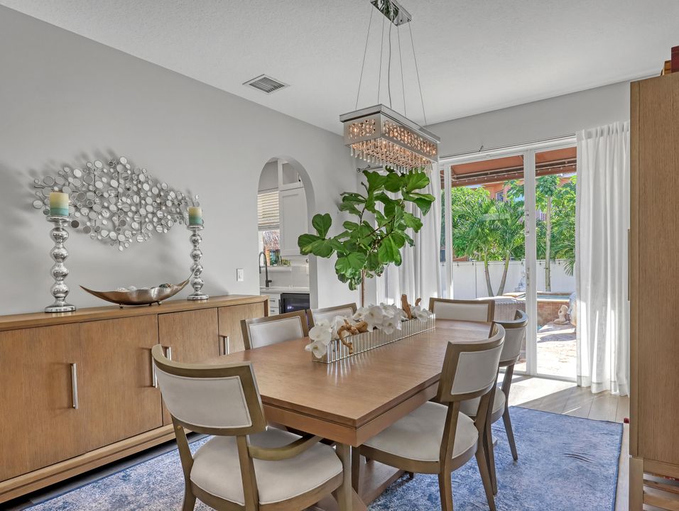 For Rent: $8,500 (5 beds, 3 baths, 3496 Square Feet)