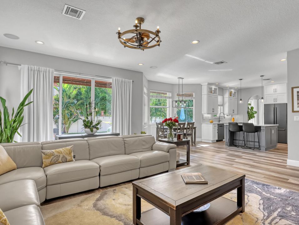 For Rent: $8,500 (5 beds, 3 baths, 3496 Square Feet)