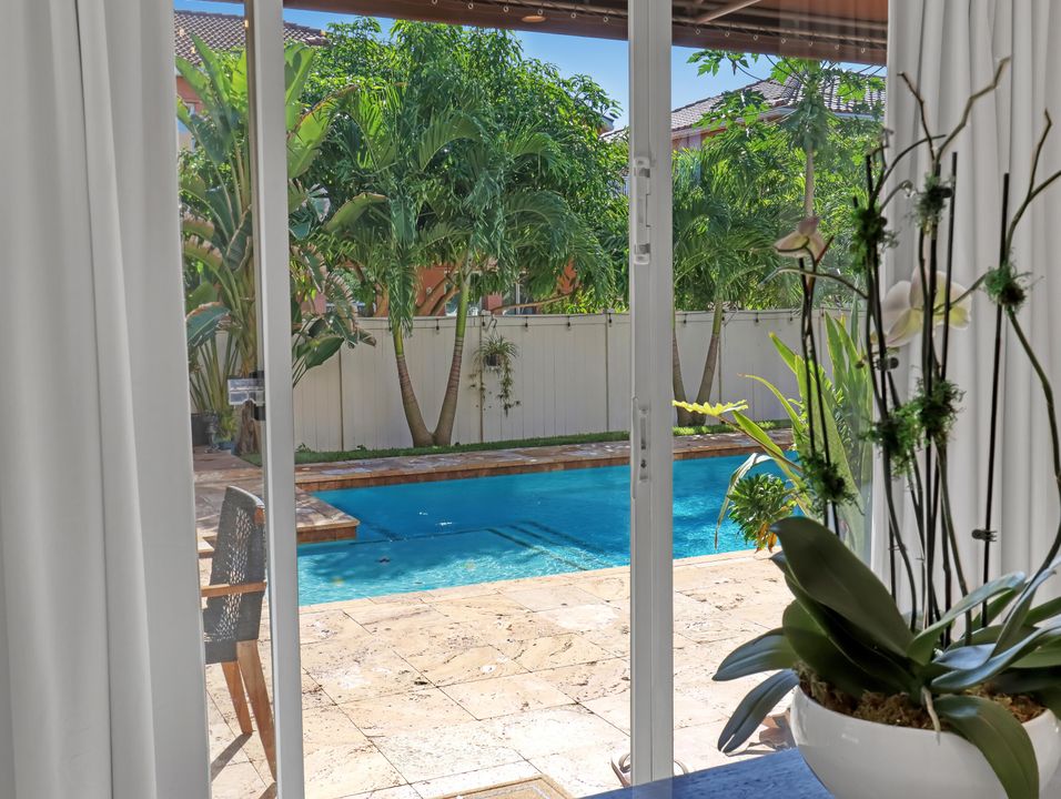 For Rent: $8,500 (5 beds, 3 baths, 3496 Square Feet)