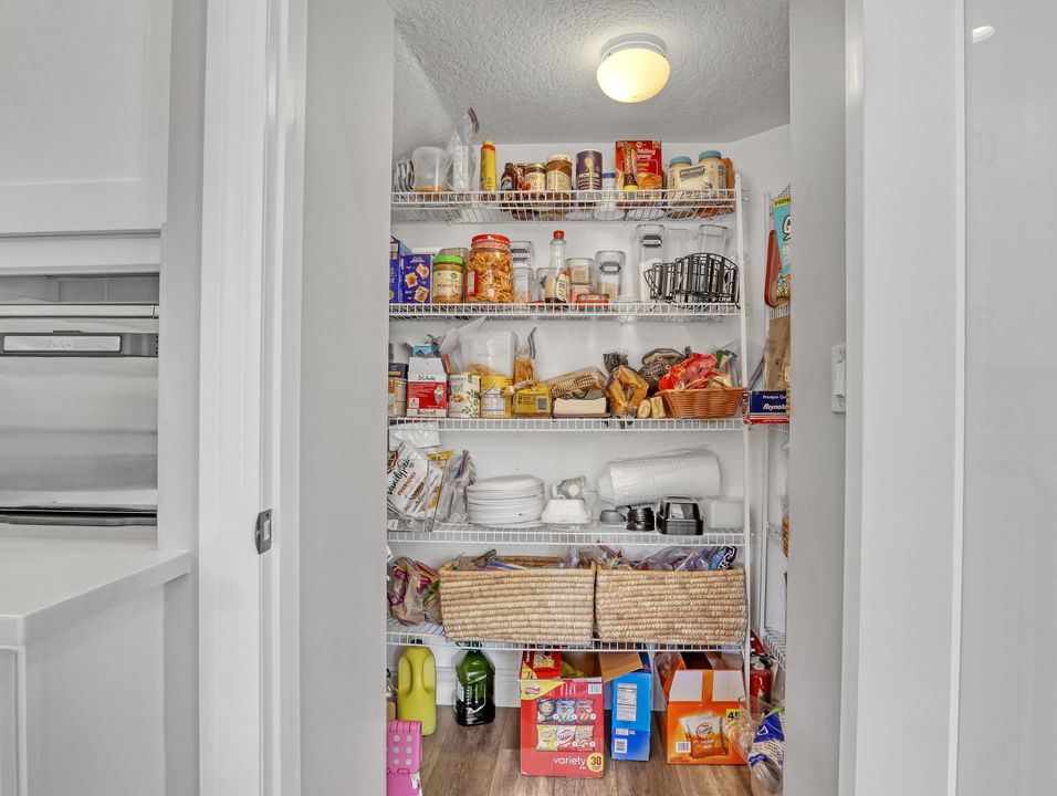 For Rent: $8,500 (5 beds, 3 baths, 3496 Square Feet)