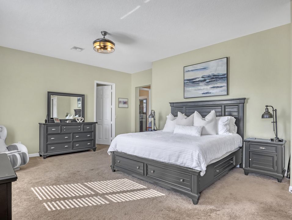 For Rent: $8,500 (5 beds, 3 baths, 3496 Square Feet)