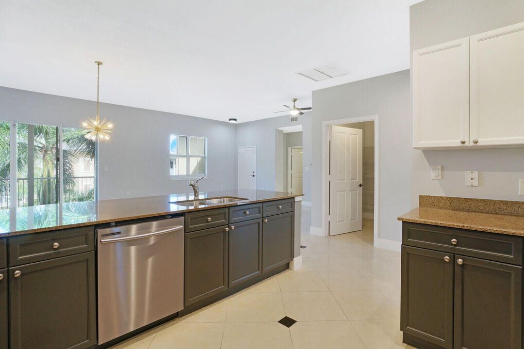 For Sale: $695,000 (2 beds, 2 baths, 1980 Square Feet)