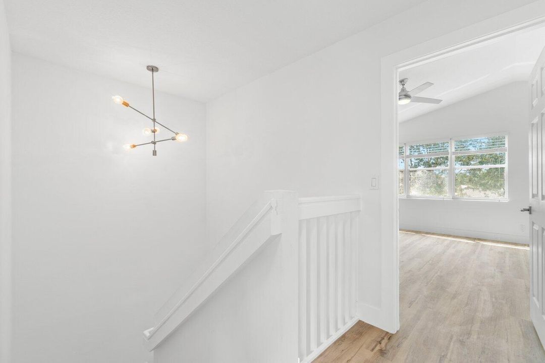 Active With Contract: $3,000 (3 beds, 2 baths, 1406 Square Feet)