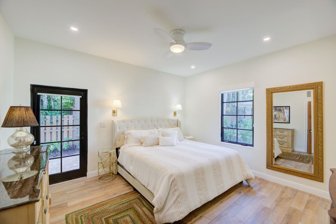 Под контрактом: $7,000 (2 спален, 2 ванн, 1000 Квадратных фут)