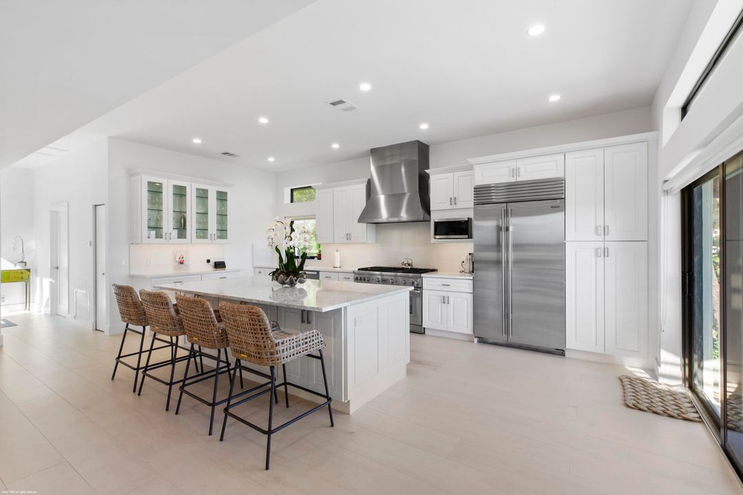 На продажу: $5,750,000 (3 спален, 3 ванн, 2226 Квадратных фут)