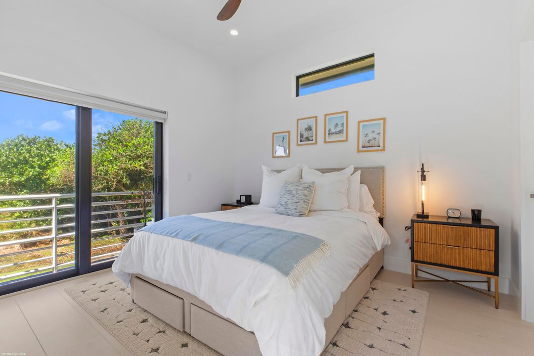 На продажу: $5,750,000 (3 спален, 3 ванн, 2226 Квадратных фут)