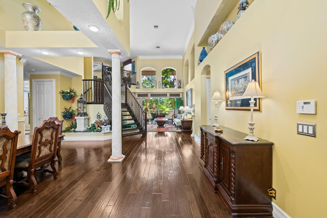 For Sale: $1,609,000 (5 beds, 4 baths, 4004 Square Feet)