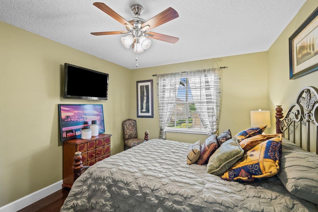 For Sale: $1,609,000 (5 beds, 4 baths, 4004 Square Feet)