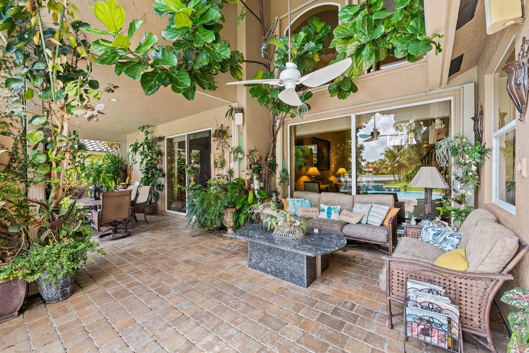 For Sale: $1,609,000 (5 beds, 4 baths, 4004 Square Feet)