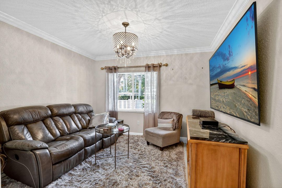 For Sale: $345,900 (3 beds, 2 baths, 1795 Square Feet)