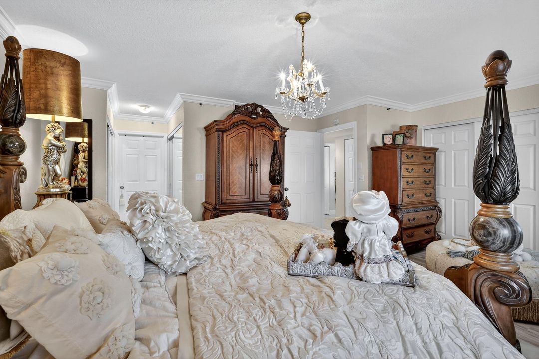 For Sale: $345,900 (3 beds, 2 baths, 1795 Square Feet)