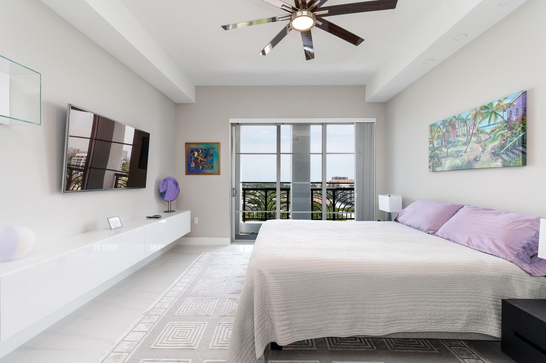 For Sale: $2,200,000 (3 beds, 2 baths, 1919 Square Feet)