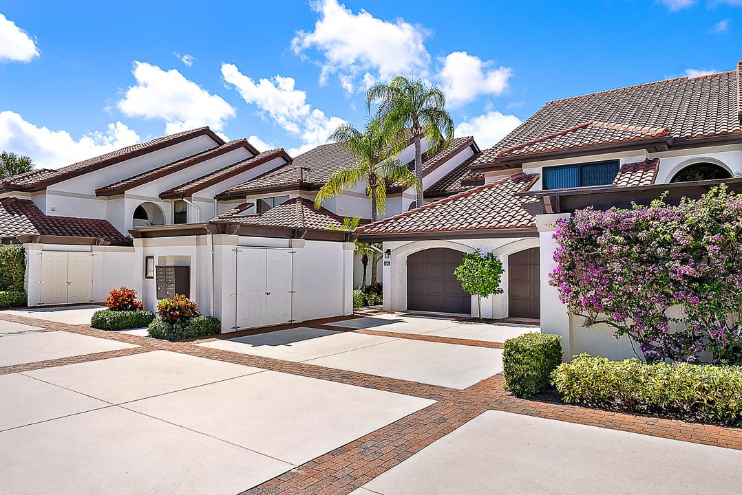 For Sale: $790,000 (2 beds, 2 baths, 1618 Square Feet)