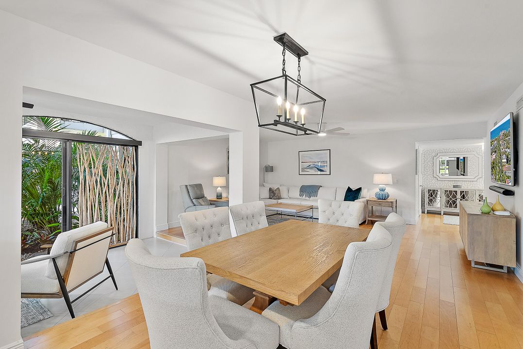 For Sale: $790,000 (2 beds, 2 baths, 1618 Square Feet)