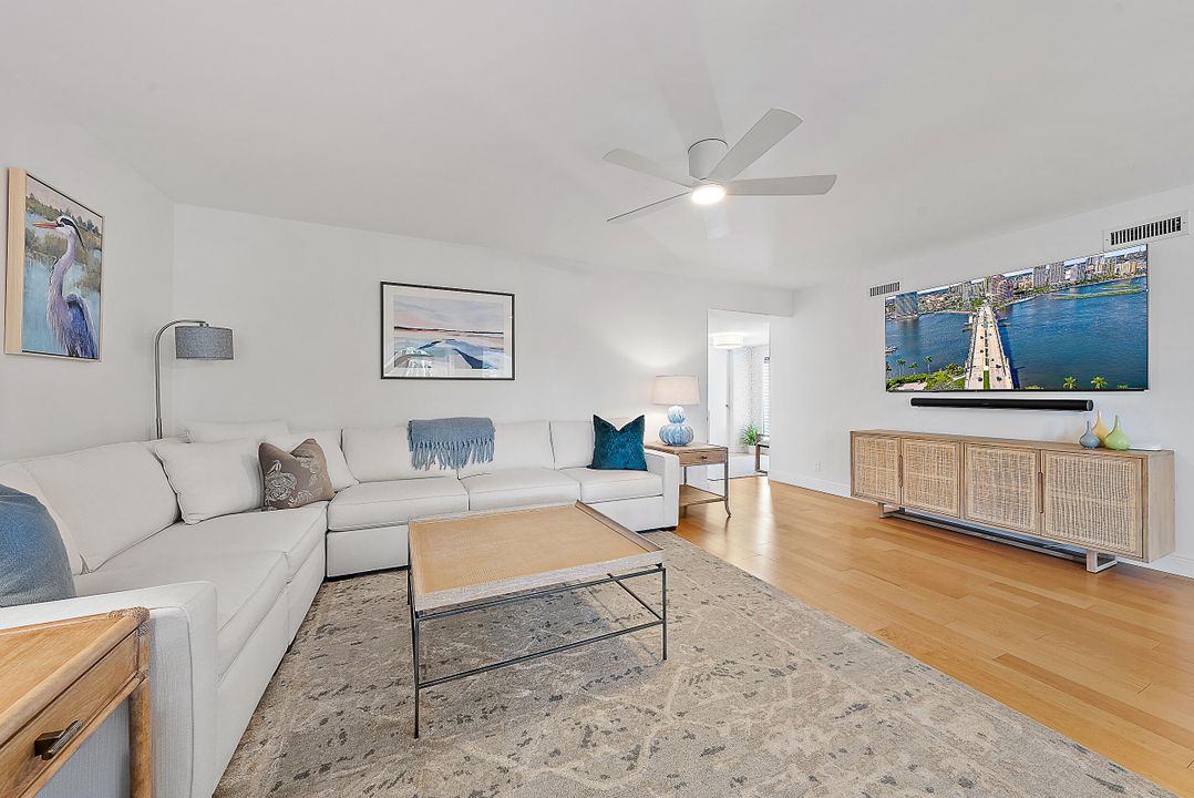 For Sale: $790,000 (2 beds, 2 baths, 1618 Square Feet)