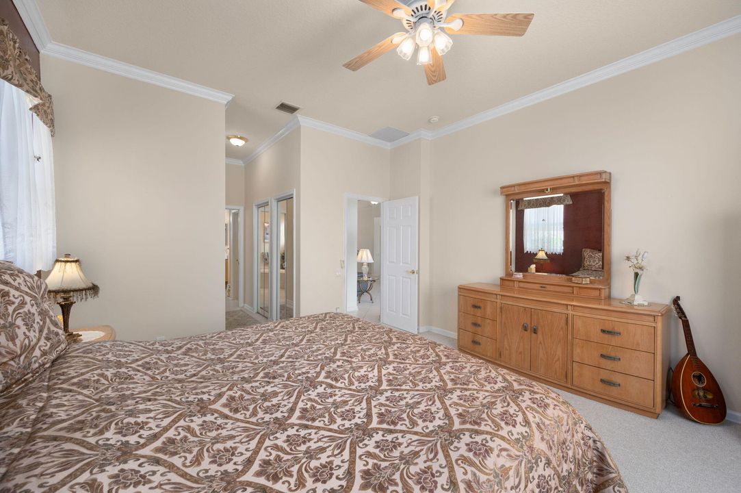 合同活跃: $379,000 (3 贝兹, 2 浴室, 2018 平方英尺)