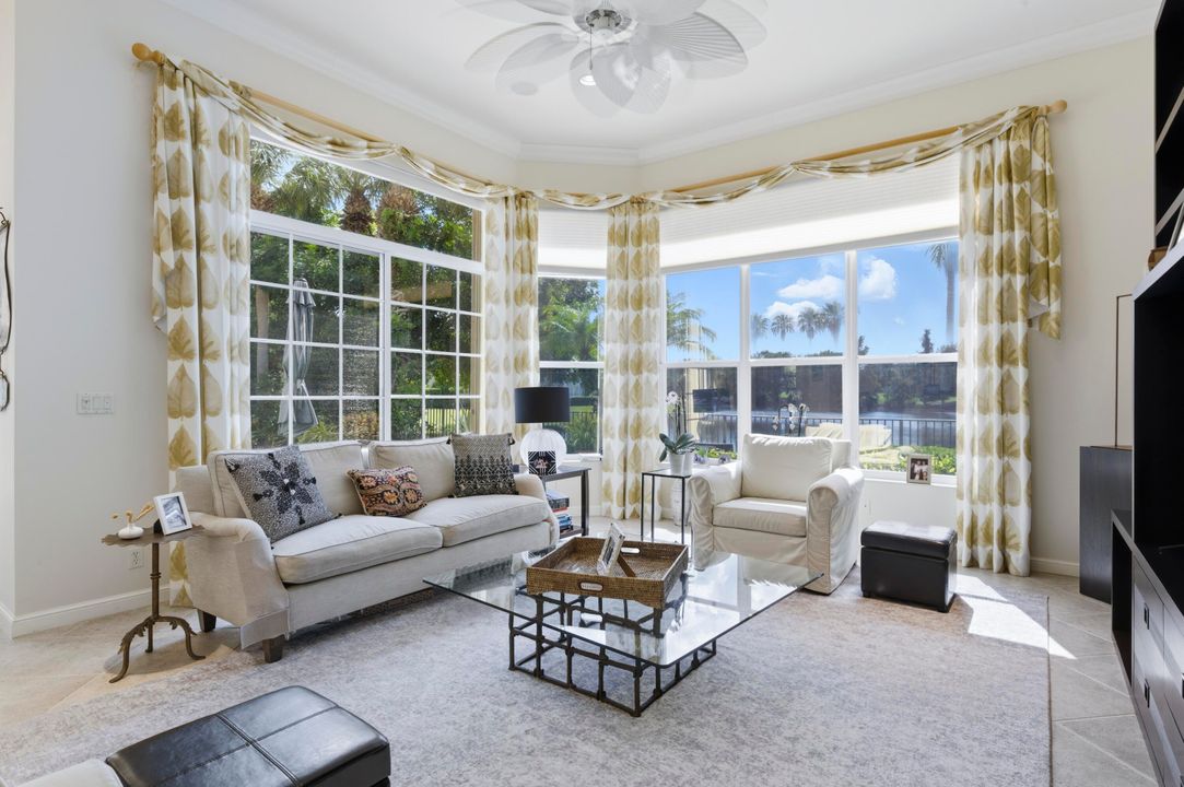 For Sale: $1,689,999 (3 beds, 3 baths, 2934 Square Feet)