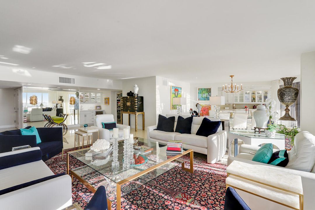 Active With Contract: $1,395,000 (3 beds, 3 baths, 3290 Square Feet)