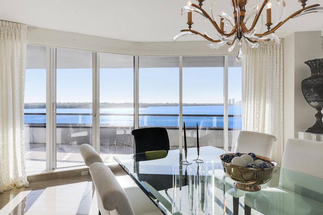 Active With Contract: $1,395,000 (3 beds, 3 baths, 3290 Square Feet)