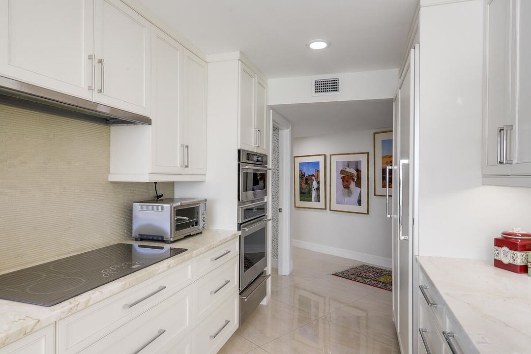 Active With Contract: $1,395,000 (3 beds, 3 baths, 3290 Square Feet)