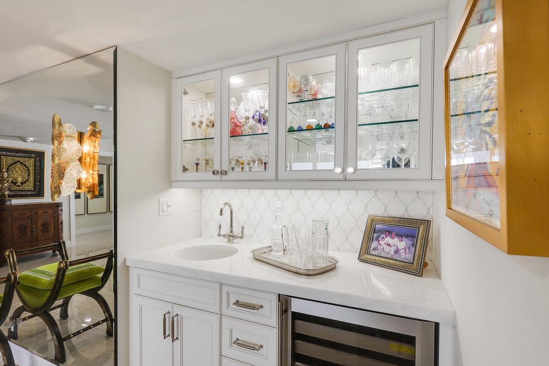 Active With Contract: $1,395,000 (3 beds, 3 baths, 3290 Square Feet)